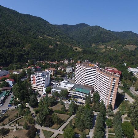 Hotel Domogled Băile Herculane Exteriér fotografie