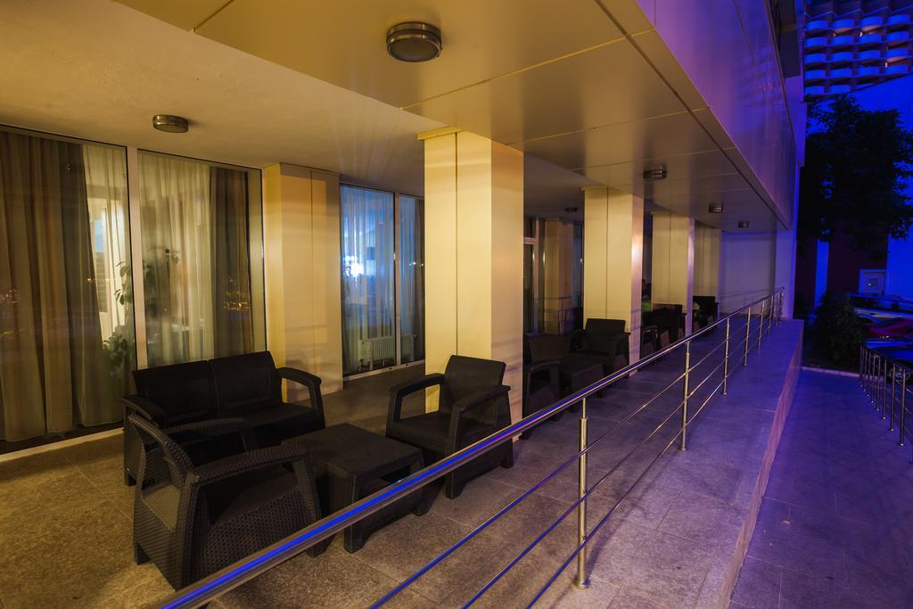 Hotel Domogled Băile Herculane Exteriér fotografie